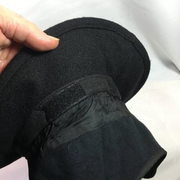 Tilley Endurables Wool Winter Hat Unisex Black Earflaps Buckle Outdoors REI - Picture 10 of 10